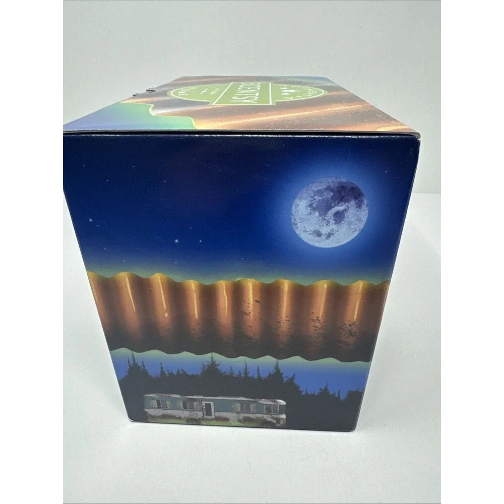 NEW in Box Scentsy Cousin Eddie's RV National Lampoon Christmas Vacation Warmer